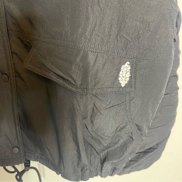 Free People: Off The Bleachers Coaches Jacket - Black NWOT Large - Picture 12 of 13